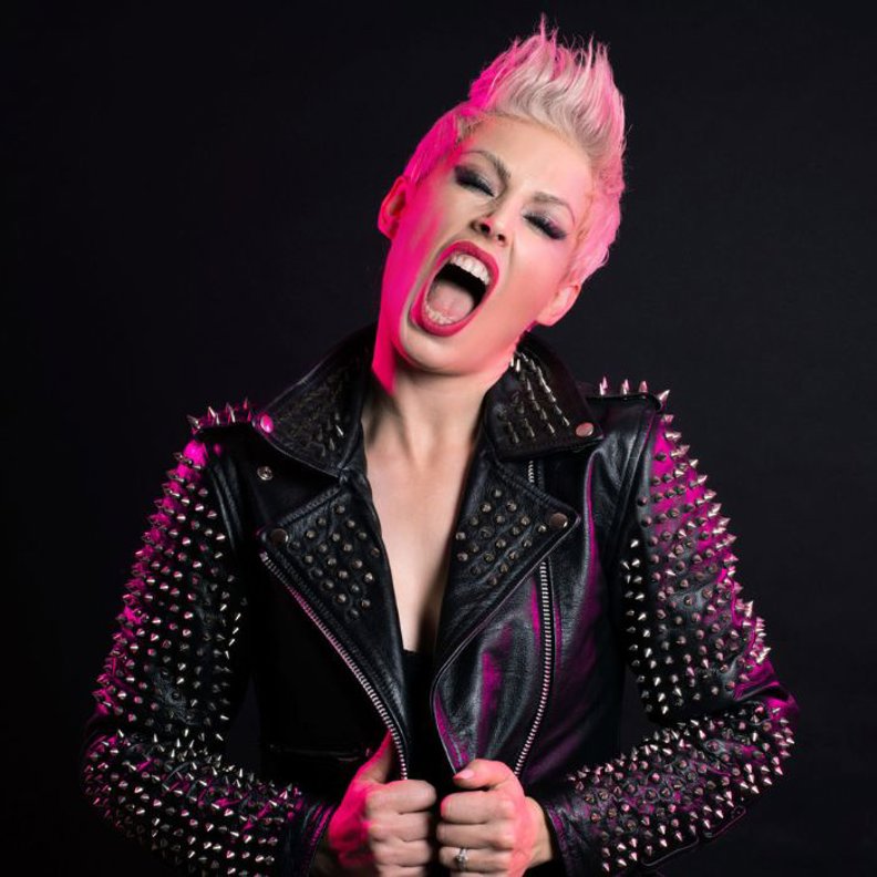 Pink Tribute - Vicky Jackson & Her Band