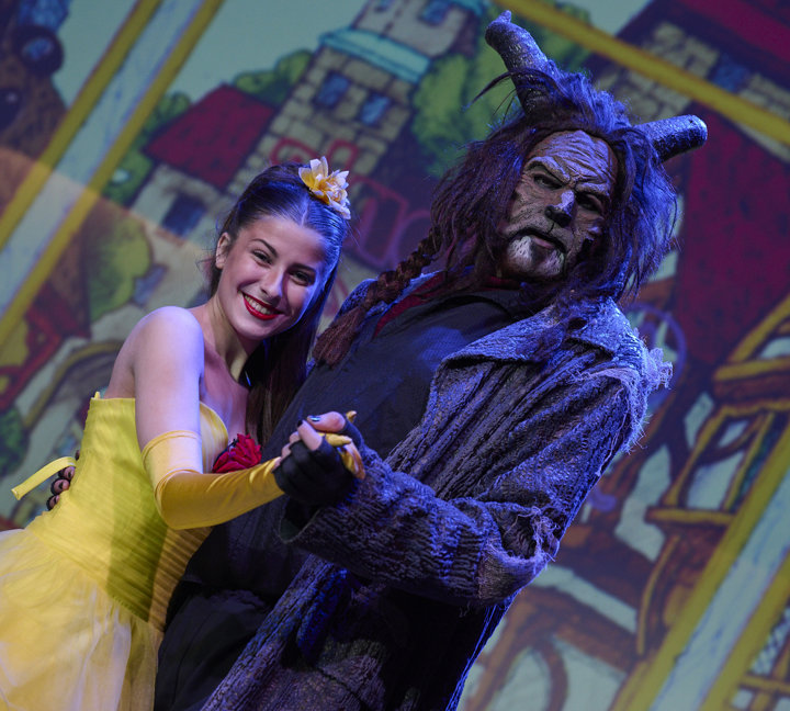 Beauty And The Beast Dec 21 2021 DSC 6447