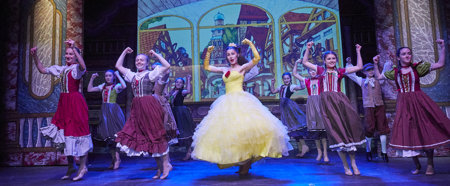 Beauty And The Beast Dec 21 2021 PC210131